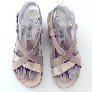 Mephisto Women's Sandals with Tan and Gold Straps